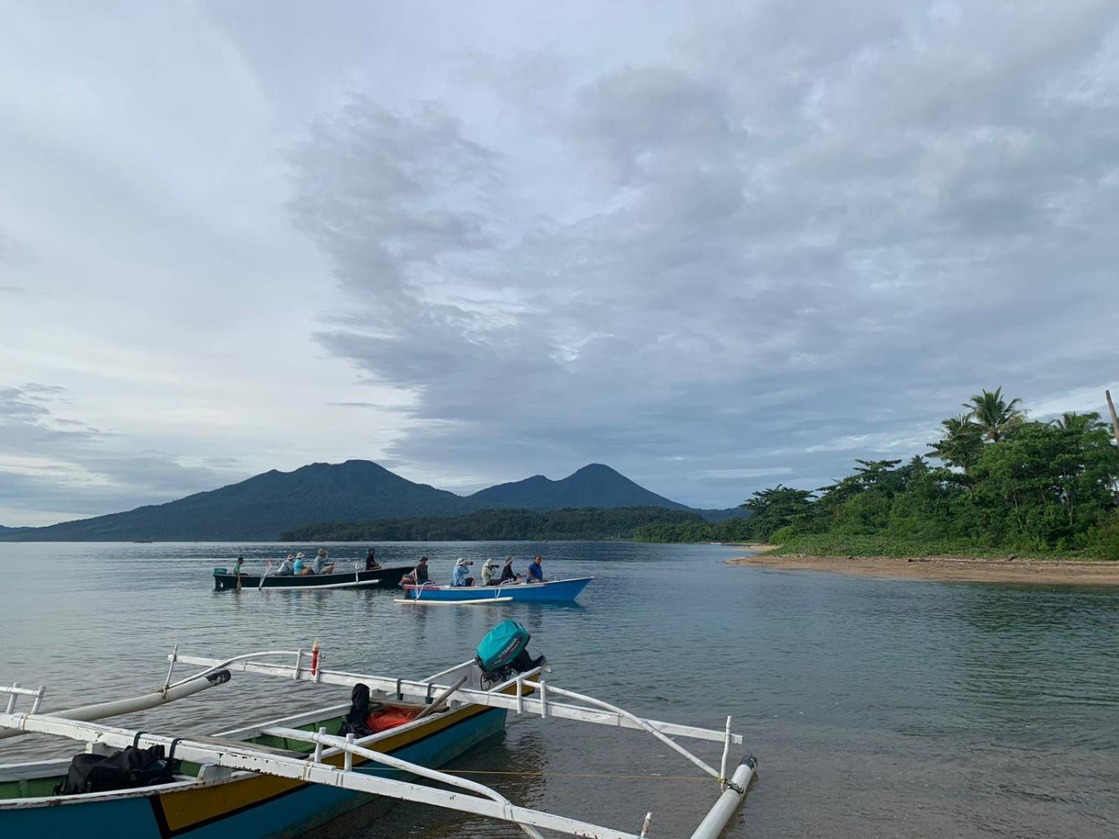 Tangkoko Backpacker Home Stay Rinondoran Экстерьер фото